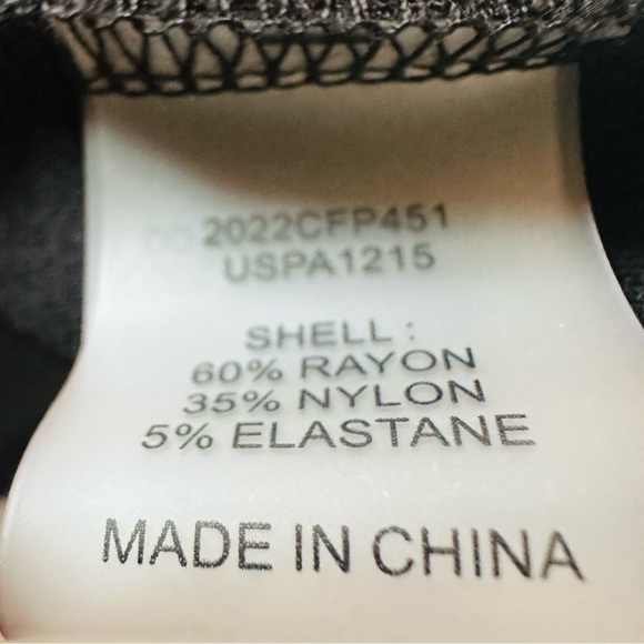 UNIVERSAL STANDARD BLACK SIGNATURE PONTE PANTS SIZE 10/12 - Picture 16 of 16